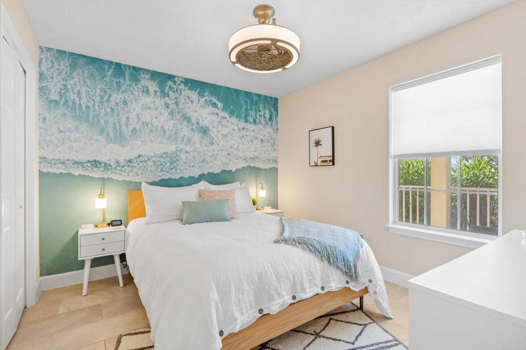 Holiday home Bliss Awaits! - Beach, Pools, Tiki-deck, Arcade, Putting Green, Family Fun!